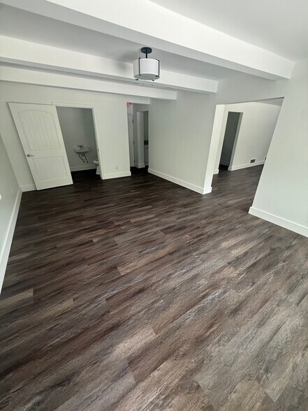 More Photos Of 2521 Reinhardt College Pky, Canton Office For Sale