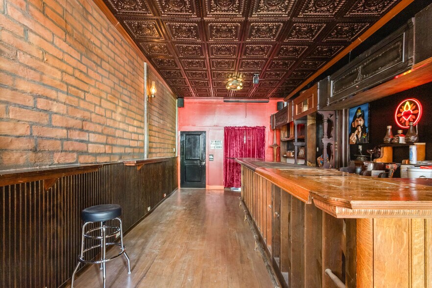 More Photos Of 78 Main St, Bisbee Restaurant For Sale