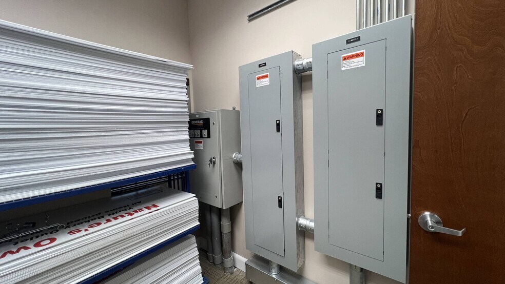 More Photos Of 8258 118th Ave N, Largo Medical For Sale