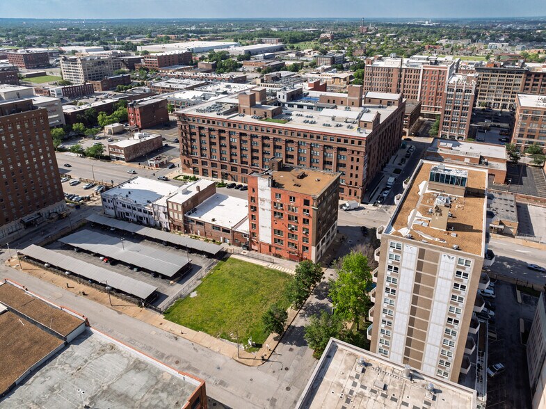 More Photos Of 1700 Olive St, Saint Louis Office For Sale