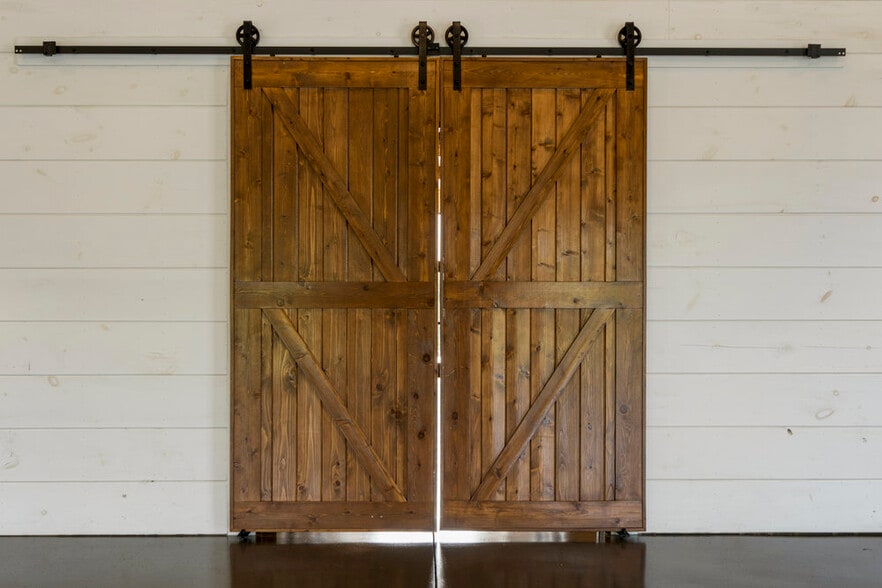 More Photos Of 19501 W 41st St, Sand Springs Specialty For Sale