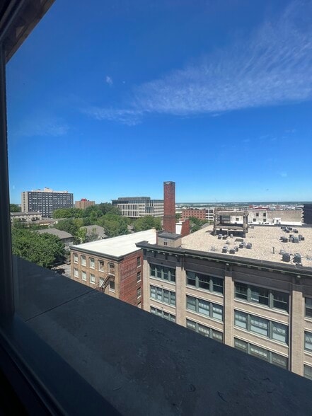 More Photos Of 1000 Broadway Blvd, Kansas City Loft Creative Space For Lease