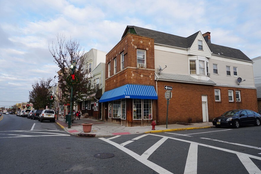 More Photos Of 208-212 Kearny Ave, Kearny Restaurant For Lease
