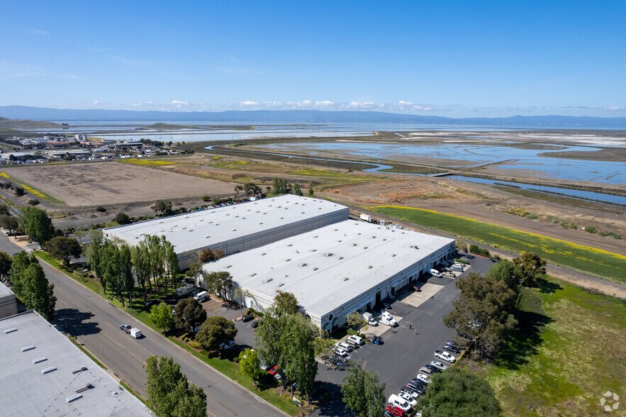 More Photos Of 30200 Whipple Rd, Union City Unknown For Lease