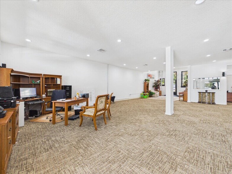 More Photos Of 621 St Johns Ave, Palatka Storefront For Sale