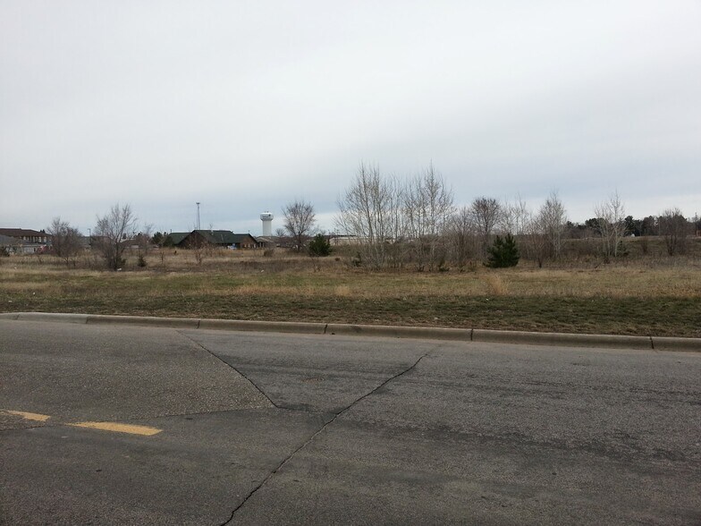 More Photos Of 403 E Main St, Isanti Land For Sale