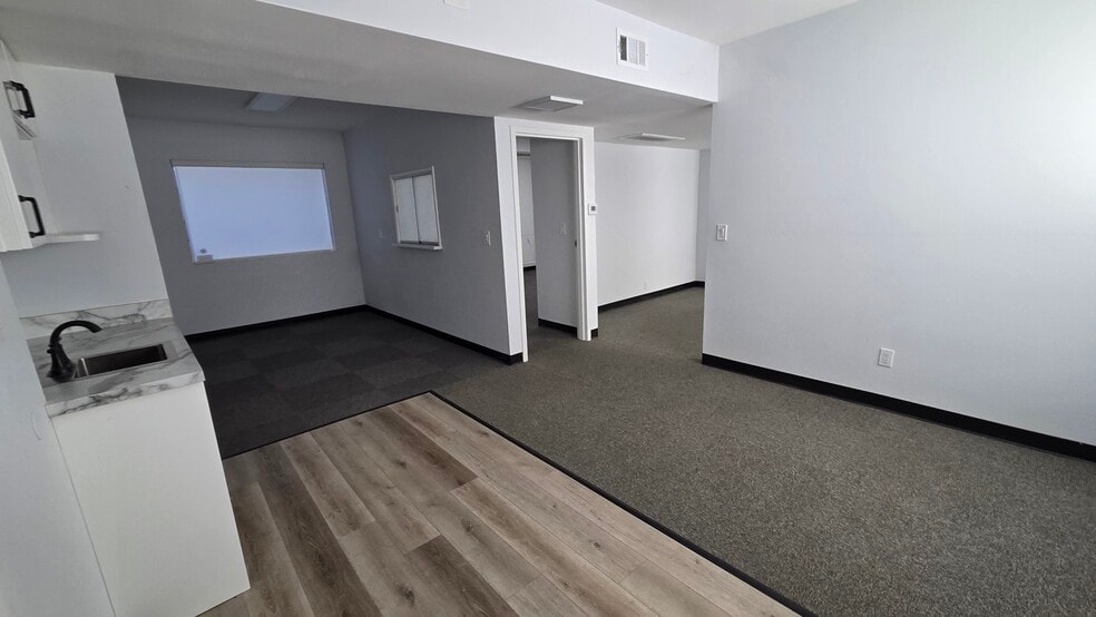 More Photos Of 370 W 6th St, San Bernardino Loft Creative Space For Lease
