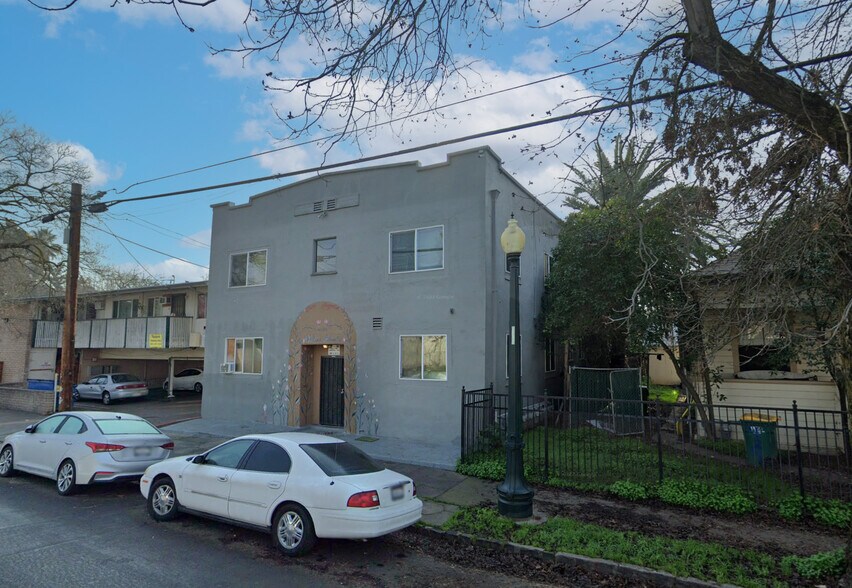 Primary Photo Of 430 E Acacia St, Stockton Multifamily For Sale