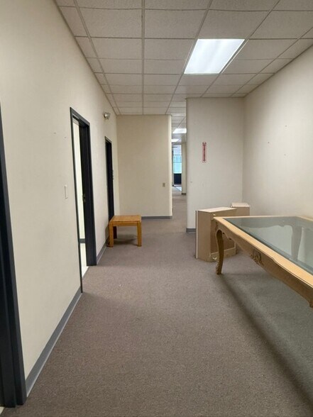 More Photos Of 20 E Main St, Nanticoke Office For Lease