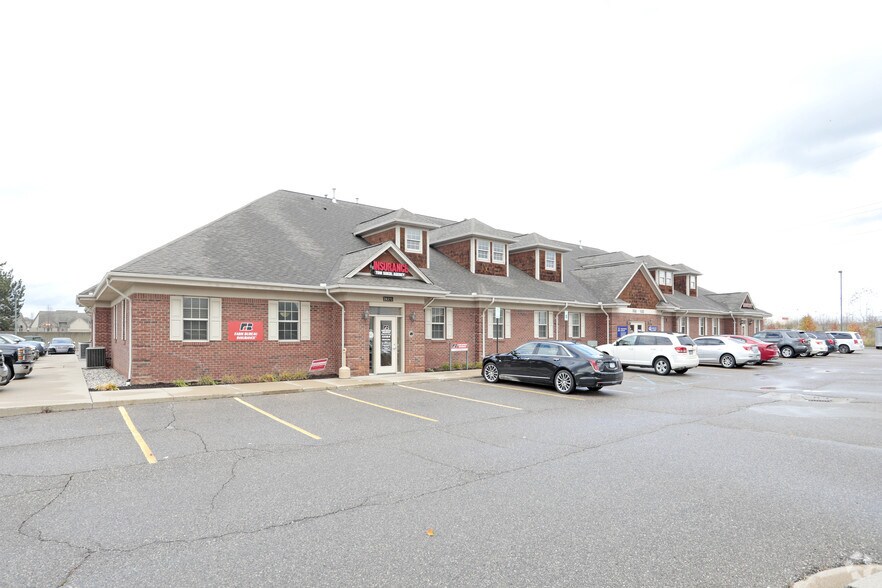 20371-20385 Hall Rd 1st Fl Ste  