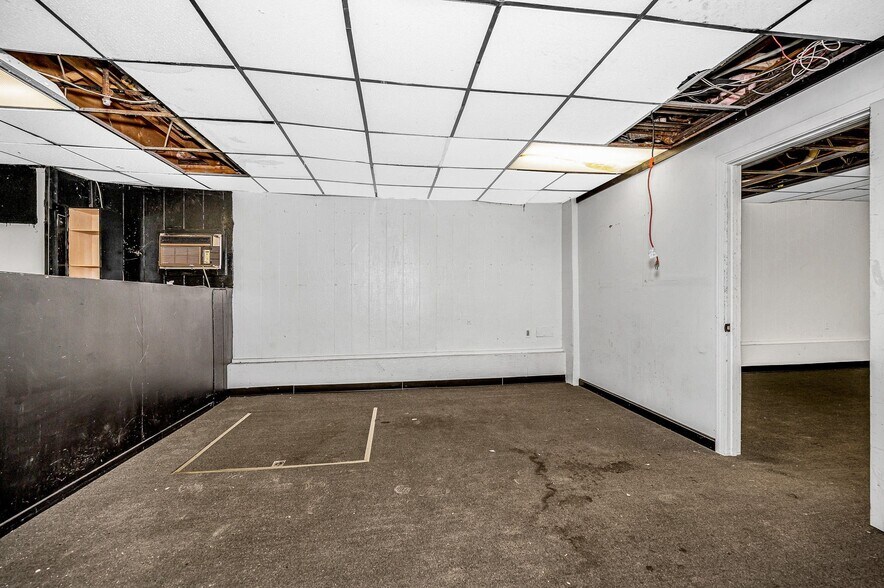 More Photos Of 16-20 Concord st, Lowell Office For Lease
