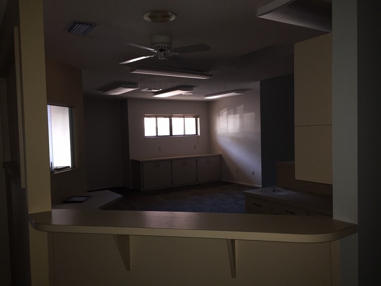 More Photos Of 1305 S Fort Harrison Ave, Clearwater Medical For Sale