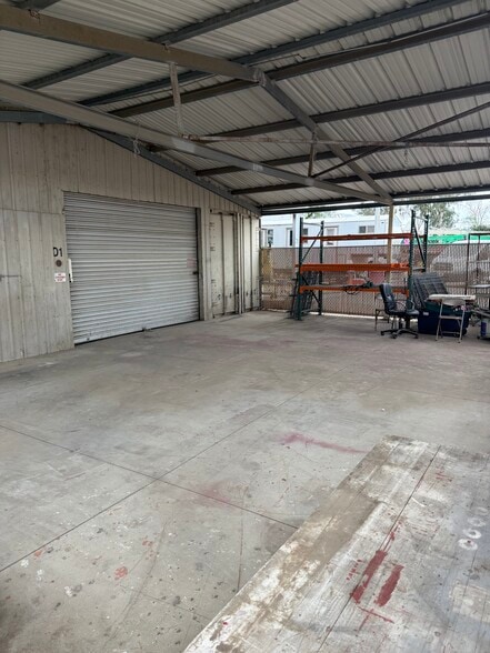 More Photos Of 538 Maple St, Ramona Warehouse For Lease
