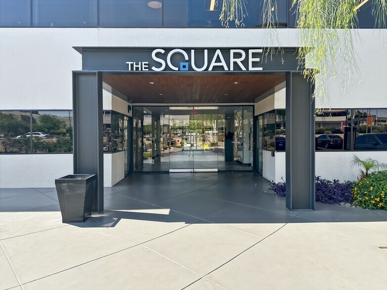 More Photos Of 6991 E Camelback Rd, Scottsdale Coworking Space