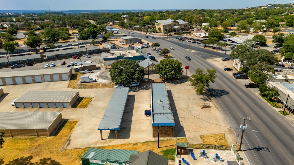 More Photos Of 405 S Washington St, Fredericksburg Carwash For Sale