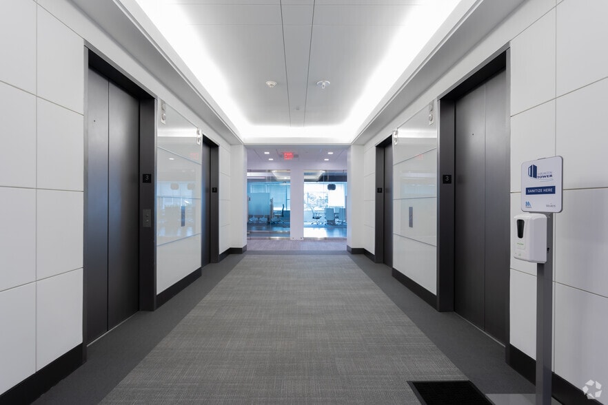 More Photos Of 2900 S Quincy St, Arlington Office For Lease