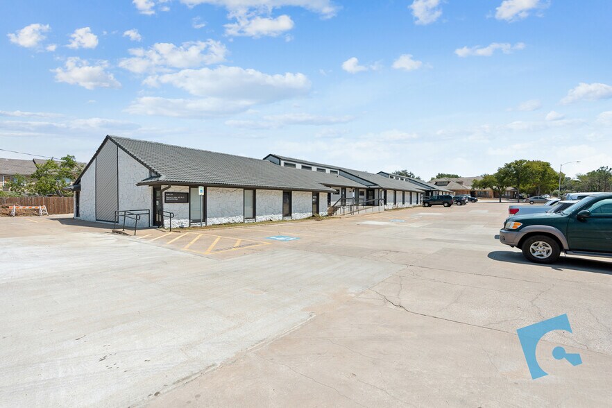 More Photos Of 601 Omega Dr, Arlington Medical For Lease