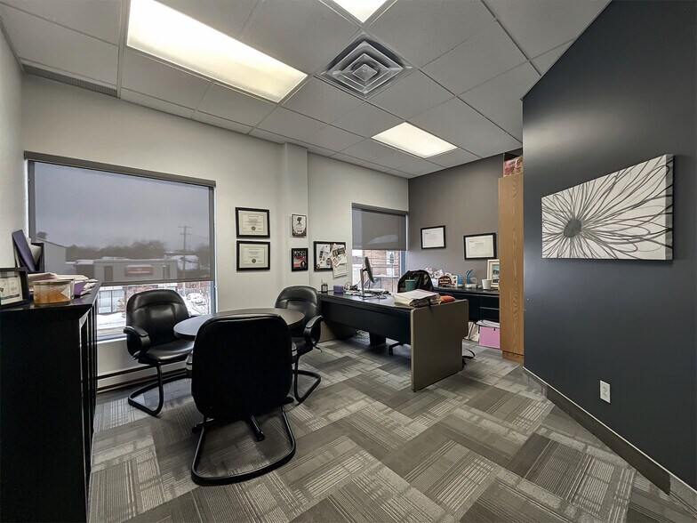 More Photos Of 3750 Boul Du Royaume, Saguenay Office For Lease