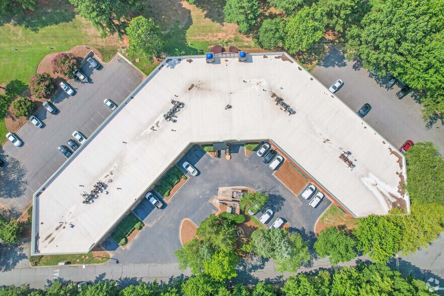 More Photos Of 1201-1221 Wood Ridge Center Dr, Charlotte Medical For Lease