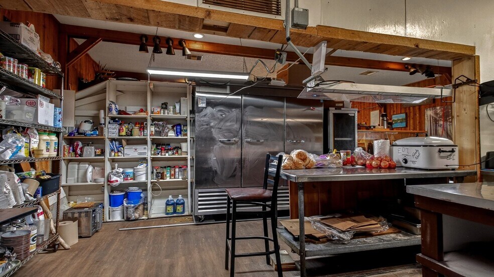 More Photos Of 16061 296th St, Cornell General Retail For Sale