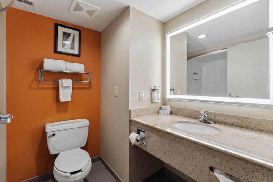 More Photos Of 372 Voters Rd, Slidell Hotel For Sale