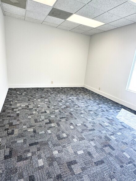 More Photos Of 4741 Atlantic Blvd, Jacksonville Office For Lease