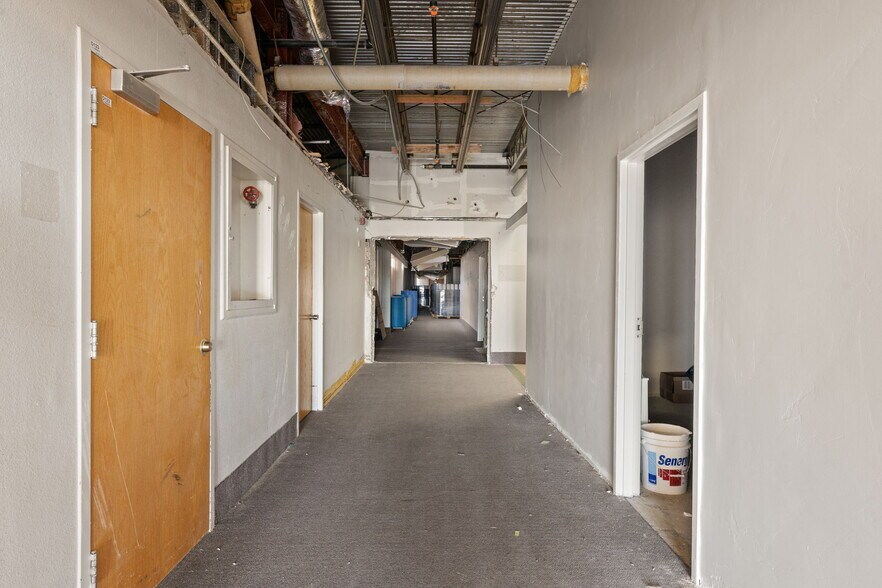 More Photos Of 120 E Altamira Dr, Cedar City Office Residential For Lease