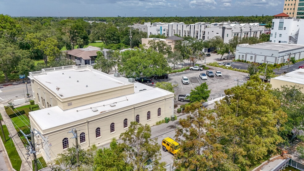 More Photos Of 2100 Main St, Sarasota Land For Sale