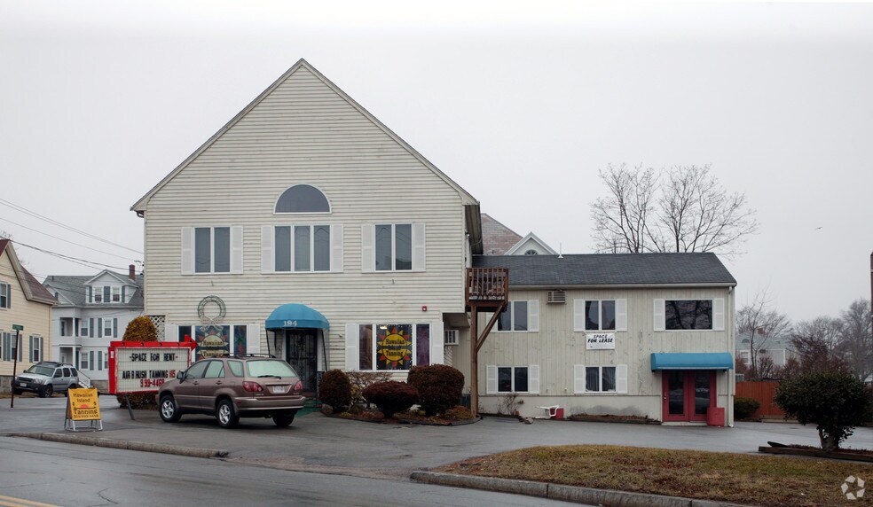 More Photos Of 194 Rockdale Ave, New Bedford Freestanding For Lease
