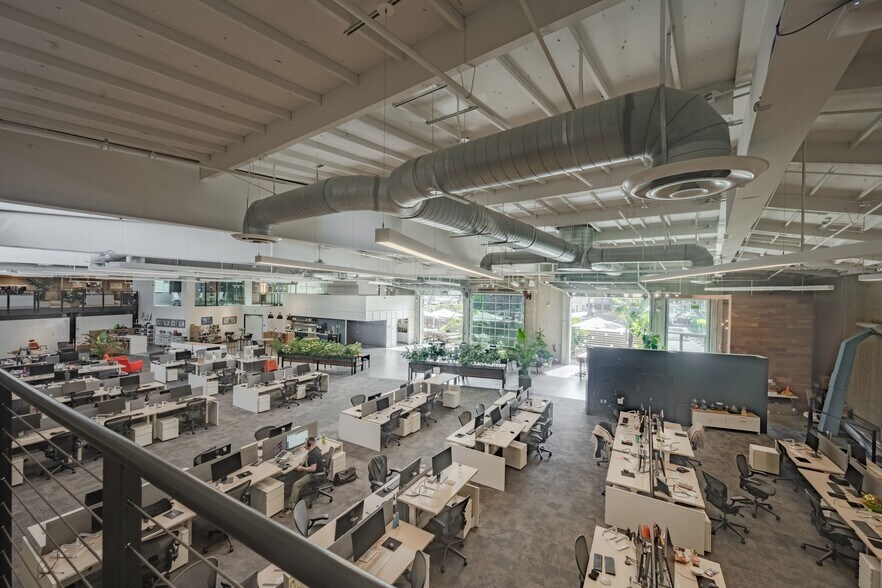 More Photos Of 13335 Maxella Ave, Marina Del Rey Loft Creative Space For Lease