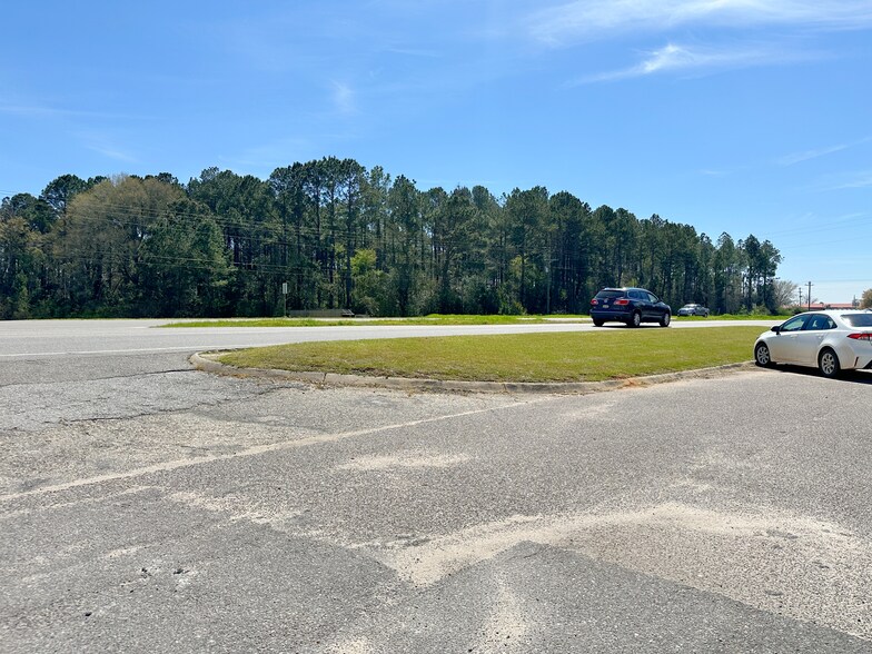 More Photos Of 2989 Hwy 21, Atmore Restaurant For Sale