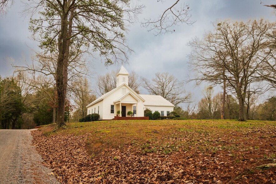 More Photos Of 62 Bell Spring Rd, Munford Religious Facility For Sale