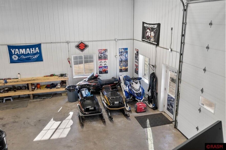 More Photos Of 213 Broadway Ave N, New Richland Light Distribution For Sale