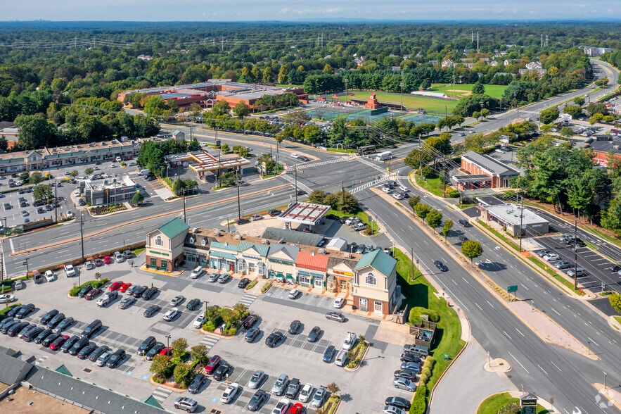 More Photos Of 12101-12175 Darnestown Rd, Gaithersburg Unknown For Lease