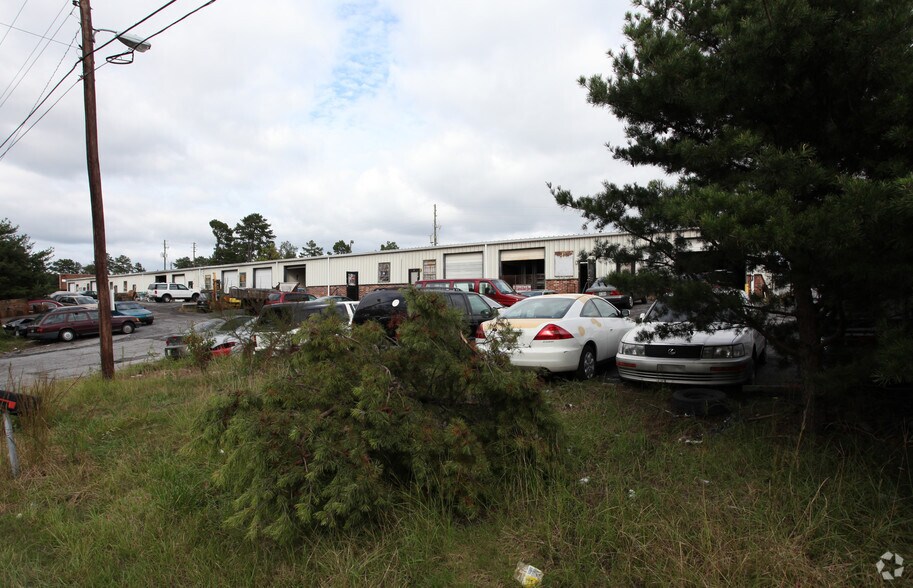More Photos Of 2190 Coffee Rd, Lithonia Distribution For Sale