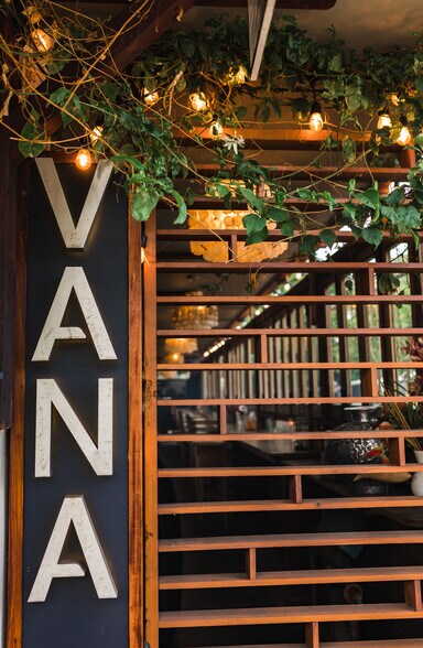 More Photos Of 93 Hana Hwy, Paia Hotel For Sale