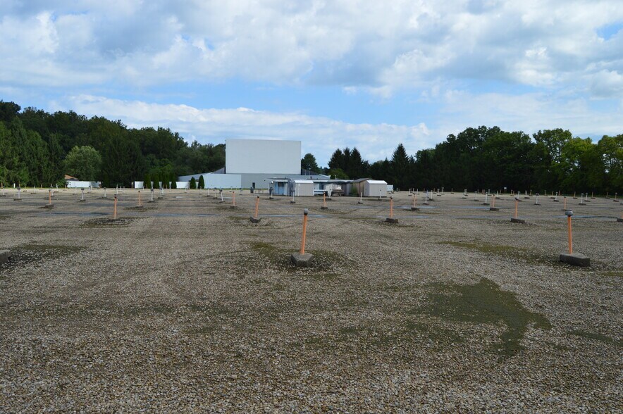 More Photos Of 2420 Main Street, Lancaster Land For Sale