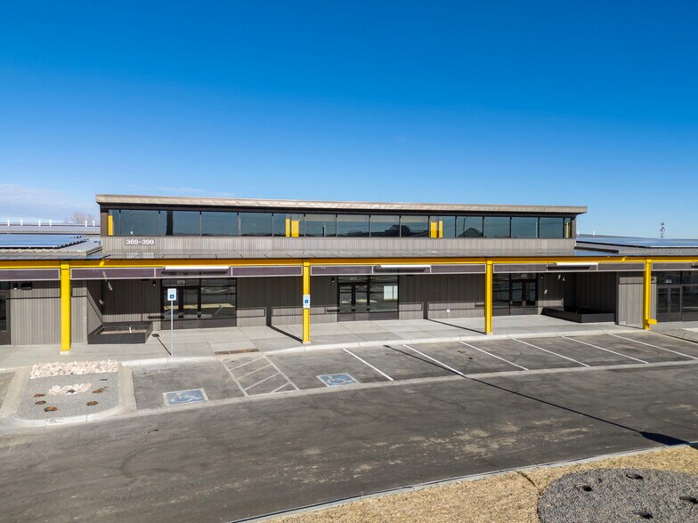 More Photos Of 301-357 W 65th St, Loveland Warehouse For Lease