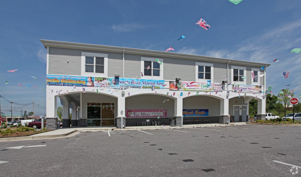 More Photos Of 20 Mayo Rd, Edgewater Storefront Retail Office For Lease