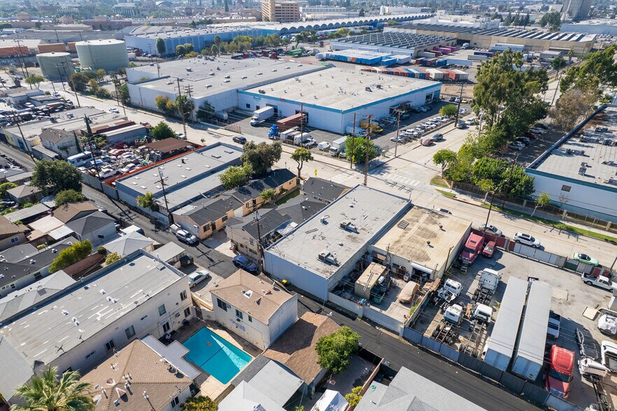 More Photos Of 1412 S Gerhart Ave, Commerce Warehouse For Sale