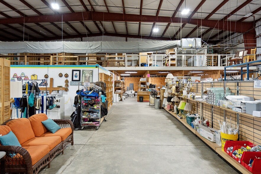 More Photos Of 1 Belknap Dr, Goose Creek Warehouse For Sale