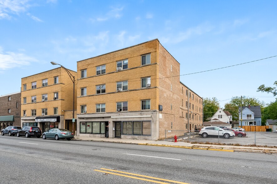 More Photos Of 3423 S Harlem Ave, Berwyn Apartments For Sale