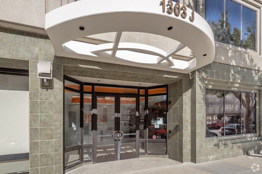 More Photos Of 1303 J St, Sacramento Office For Lease