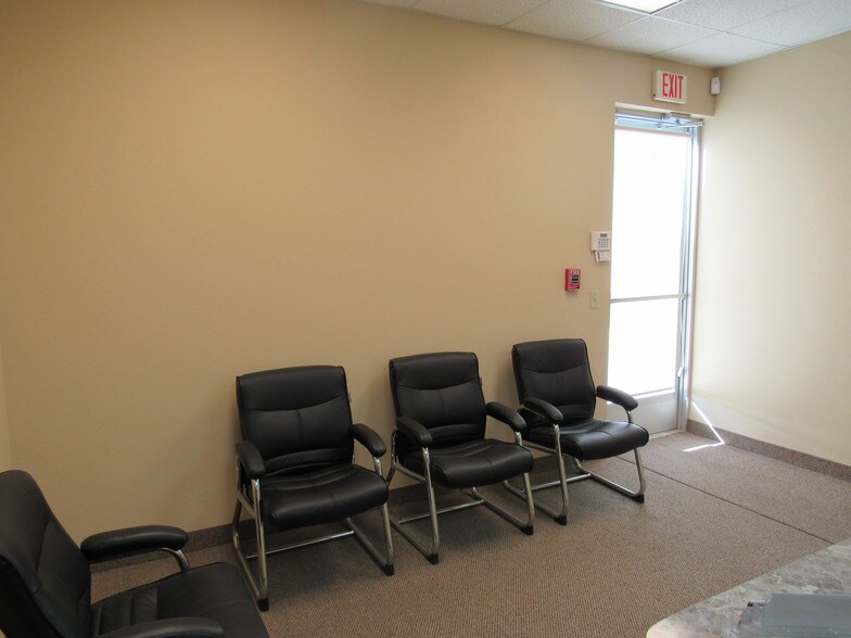More Photos Of 15188 N 75th Ave, Peoria Medical For Sale