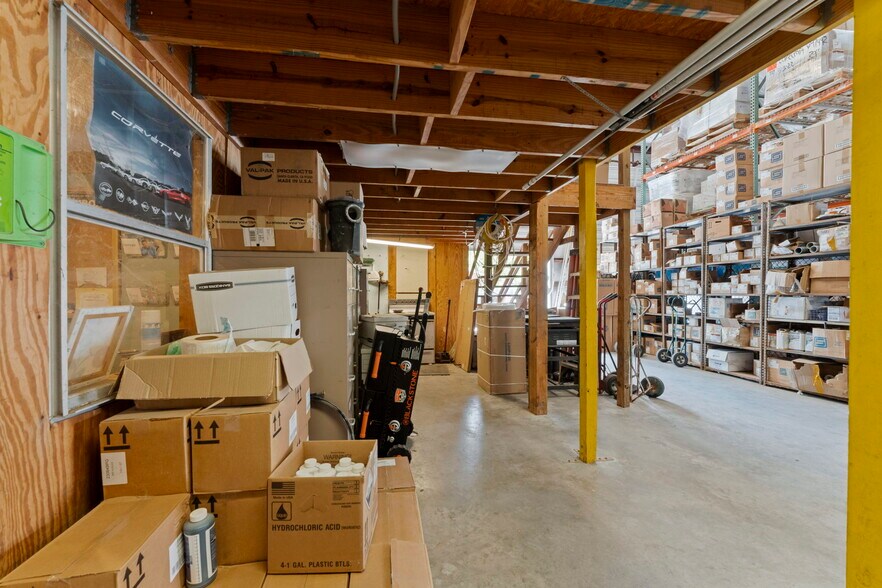 More Photos Of 900 McPhaul, Austin Warehouse For Sale