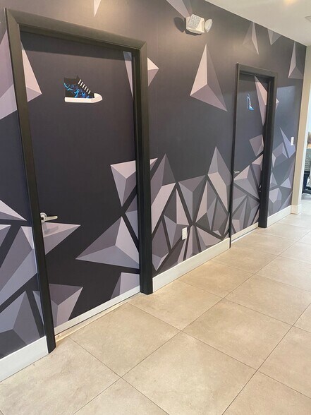 More Photos Of 10400 NW 33rd St, Miami Warehouse For Lease