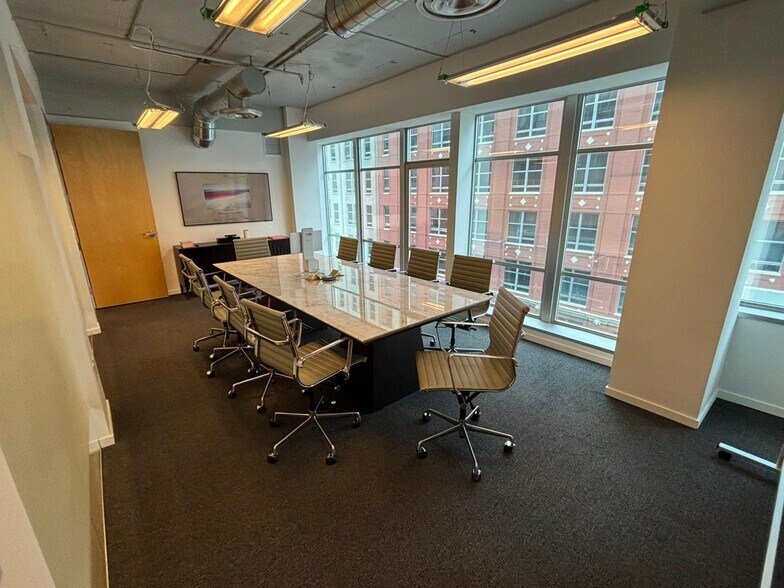 More Photos Of 14 NE 1st Ave, Miami Office For Sale