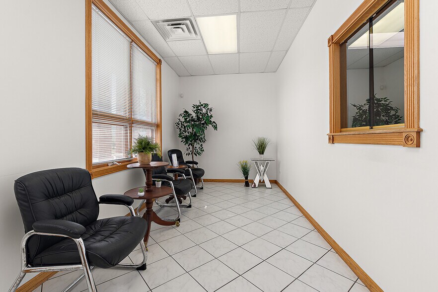 More Photos Of 12508 S Harlem Ave, Palos Heights Medical For Sale