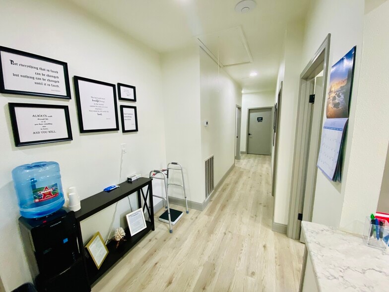 More Photos Of 189 E Austin St, New Braunfels Medical For Lease