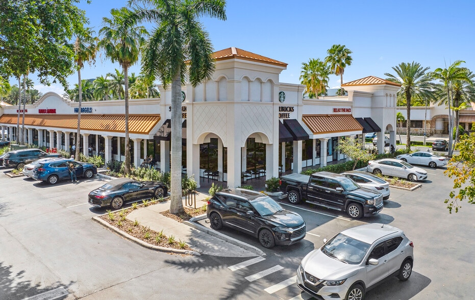 More Photos Of 2200-2222 Glades Rd, Boca Raton Unknown For Lease